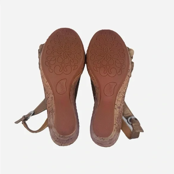 b.o.c. Born Concept Tan Wedge Sandals with Cork Heel and Floral Detail 🌺 - Picture 3 of 6